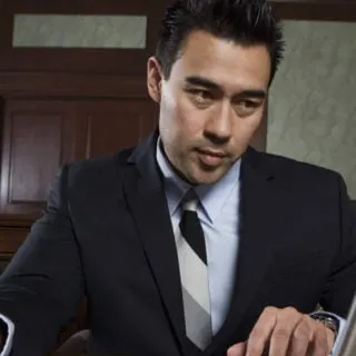 When To Hire a Real Estate Attorney