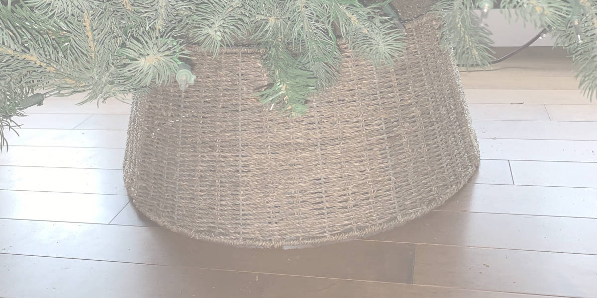 The Best Christmas Tree Collars (April 2023)