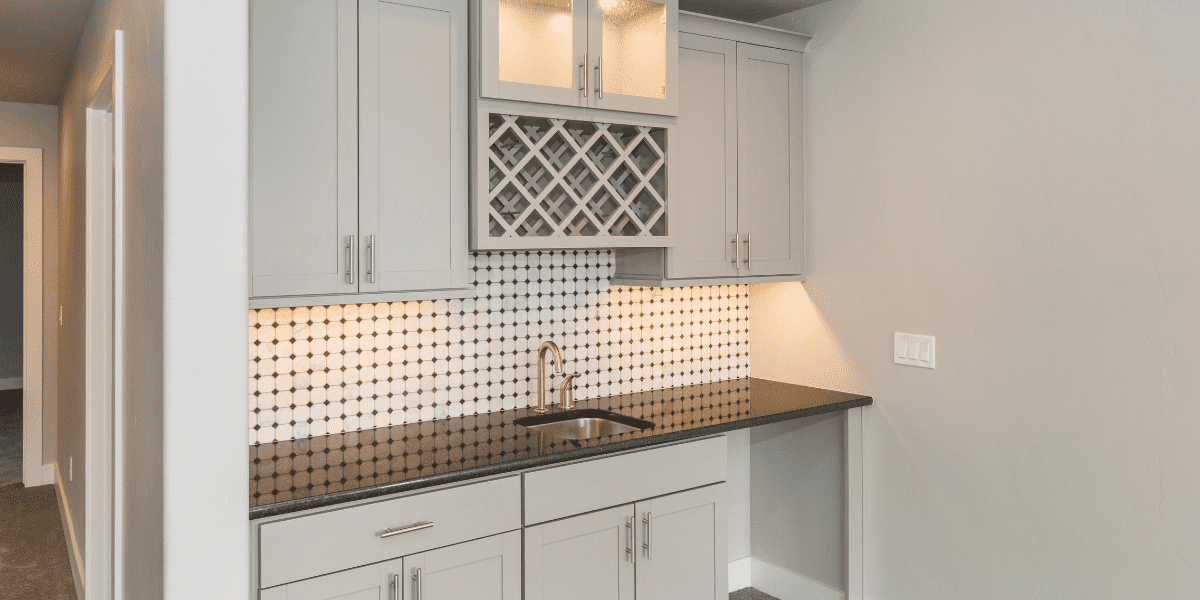 Wet Bar vs Dry Bar What is a Wet Bar in a House? (May 2024)