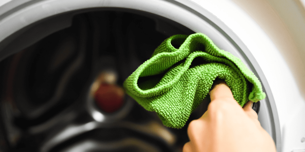 Washing Machine Smells Like Mildew? Here’s How to Clean It