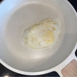 https://millennialhomeowner.com/wp-content/uploads/2022/04/Carote-frying-pan.jpg