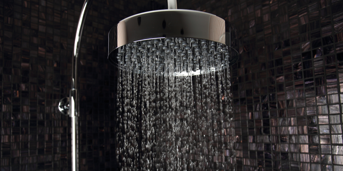 Rainfall Shower Head Vs. Regular Shower Head Which is better? (January